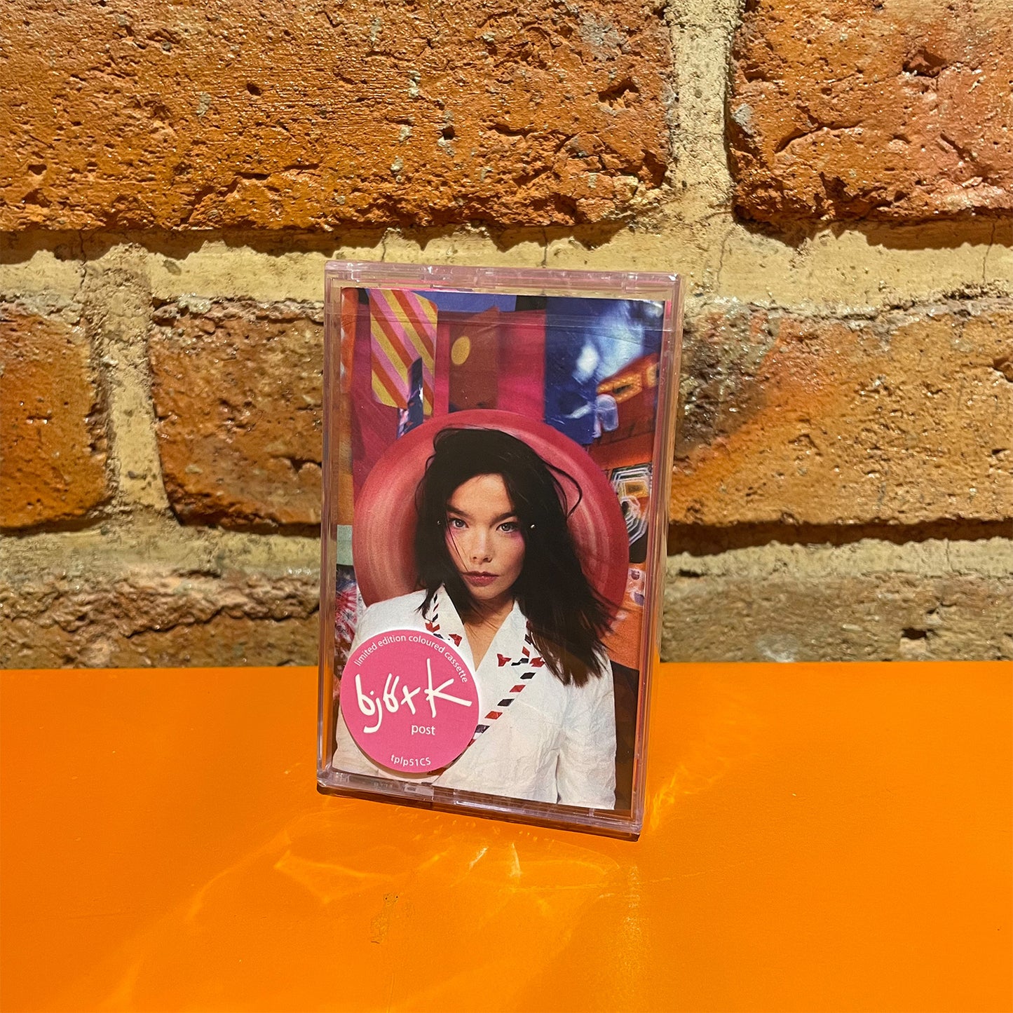 BJÖRK - POST (LIMITED COLOURED CASSETTE)